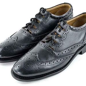 Clearance SIZE 9.5 Black Grained Ghillies